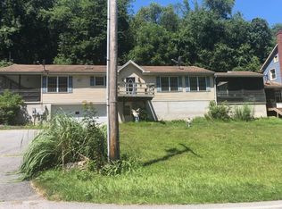 13378 Mount Olivet Rd, Stewartstown, PA 17363