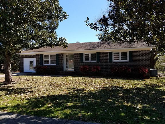 2nd image of 113 Antler Dr