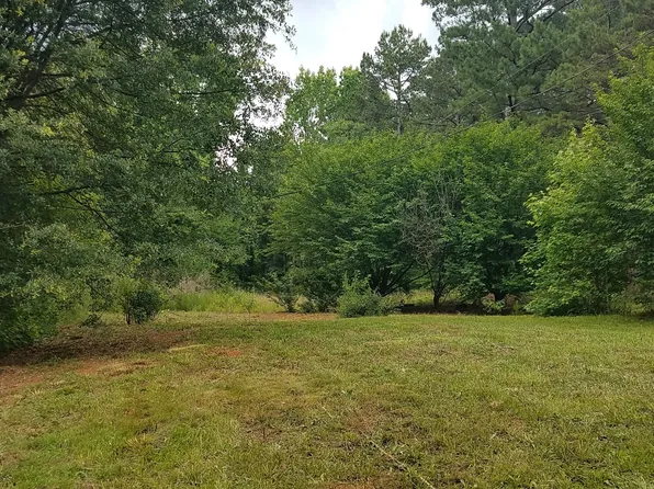 102 Grayhill Dr, Homer, GA 30547