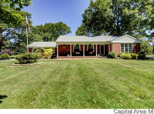 600 Sunset, Taylorville, IL 62568