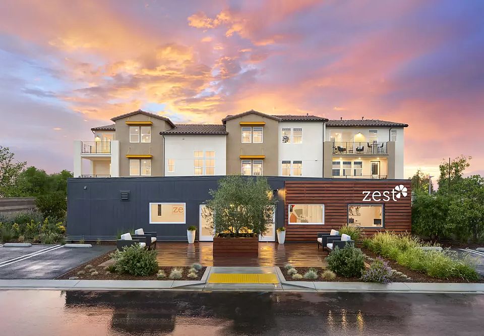 Zest in Covina, CA