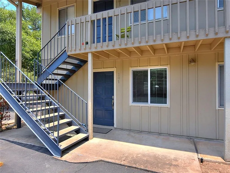 4209 Burnet Rd #101 — Photo 12