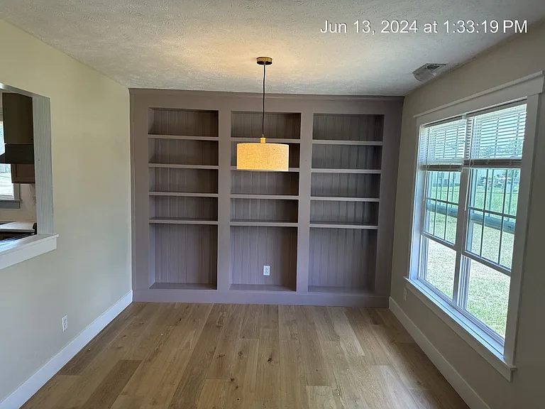 146 Cavalier Dr — Photo 10