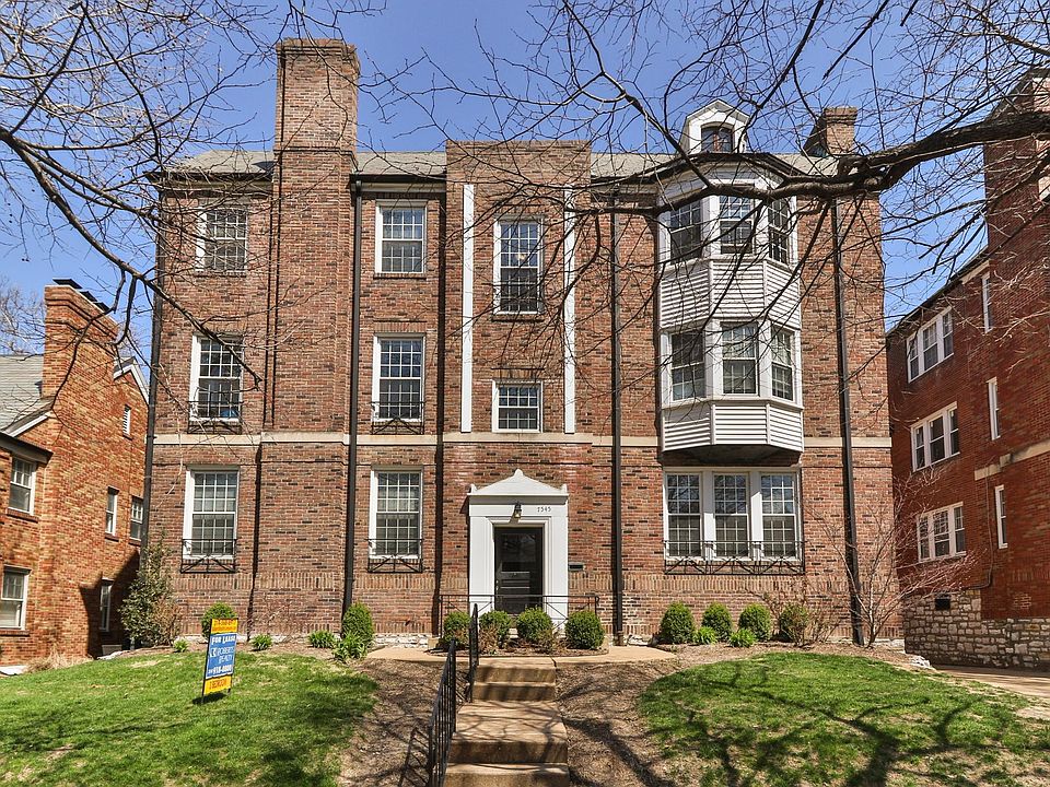 1st image of 7545 Oxford Dr APT 3E