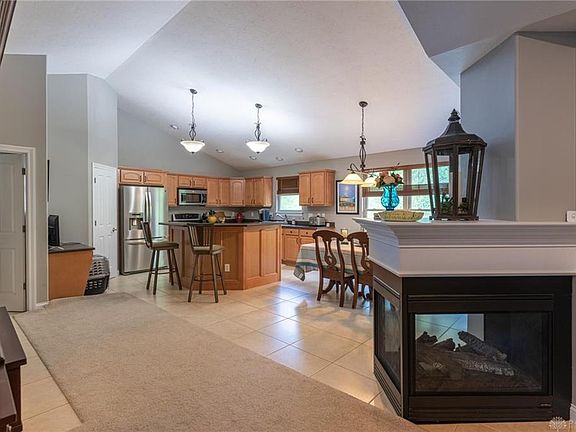 5th image of 2429 Sydneys Bend Dr