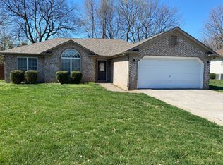 4509 Meadow Springs Dr, Jeffersonville, IN 47130