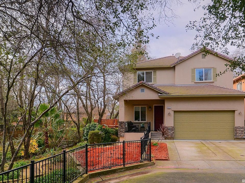 1st image of 8020 Doral Ct