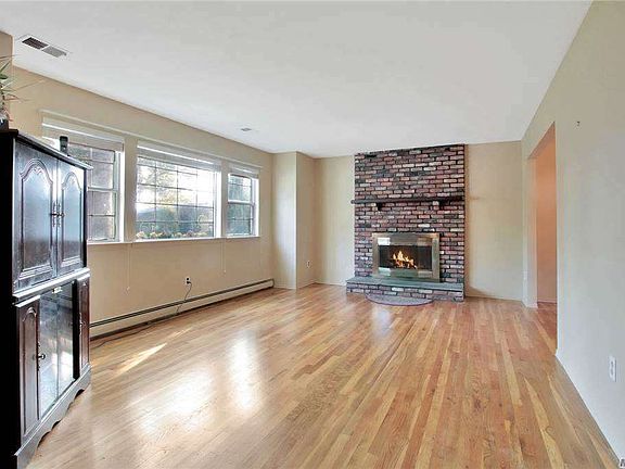 5th image of 15 Garfield Pl