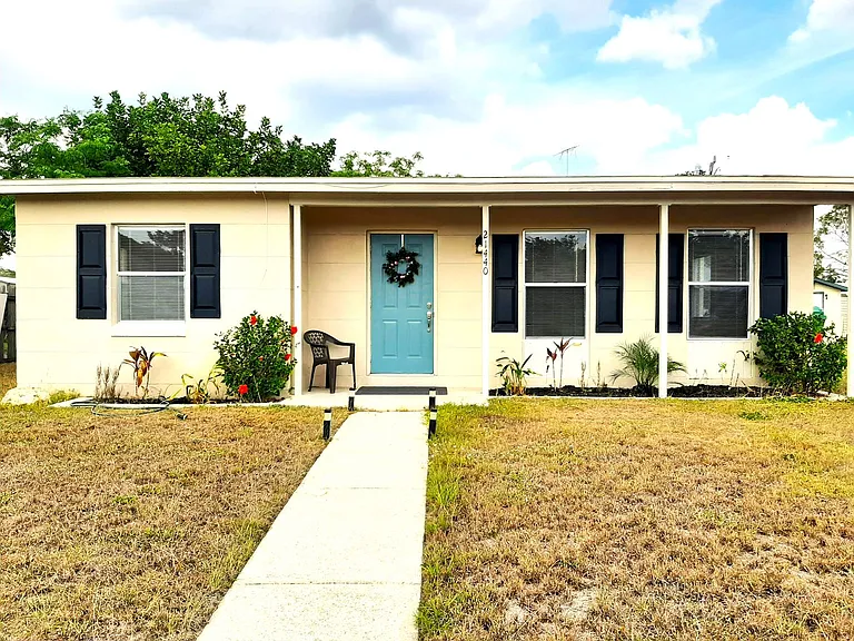 21440 Mallory Ave — Photo 1