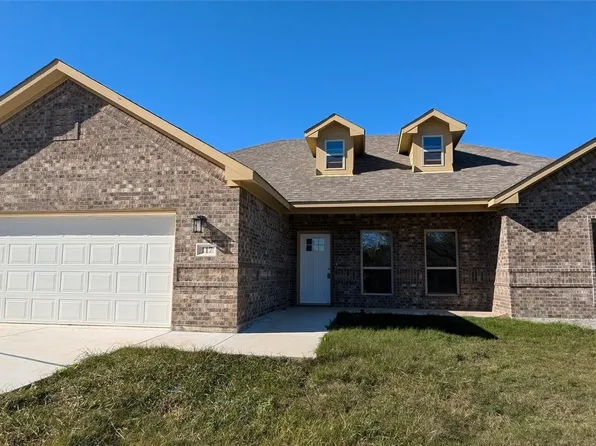 117 Brittons Ln, Runaway Bay, TX 76426