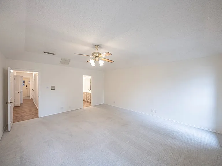 4007 Crestridge Dr — Photo 44