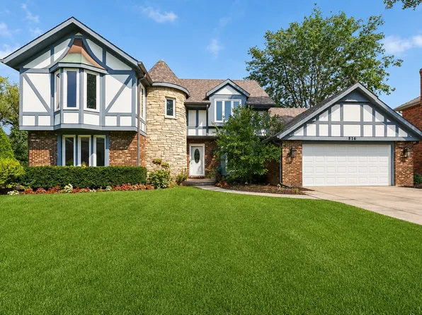 816 Paddock Ln, Libertyville, IL 60048