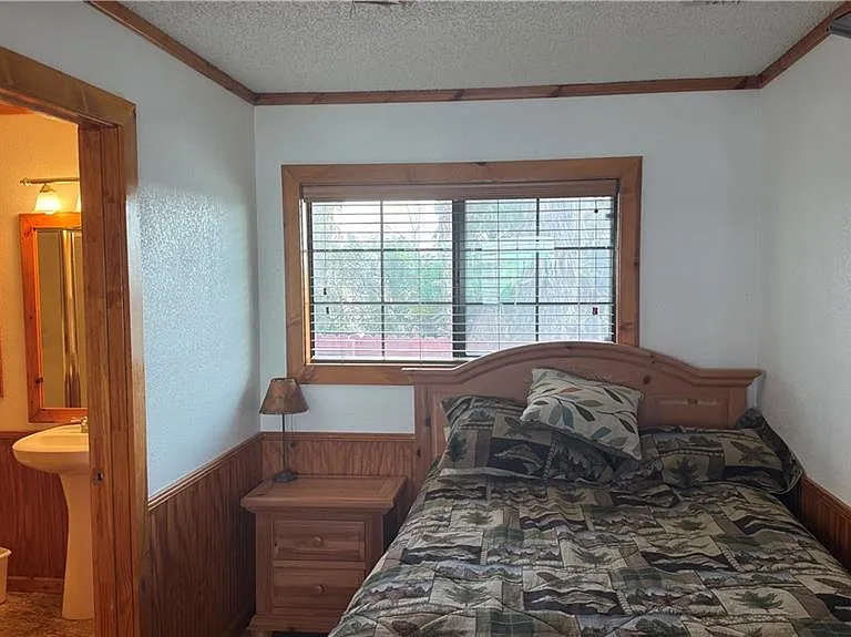 8504 Lago Vista Dr — Photo 10