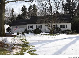 40 Cobbles Dr UNIT S, Penfield, NY 14526