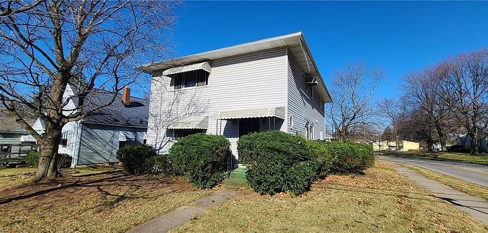 1st image of 897 Fess Ave