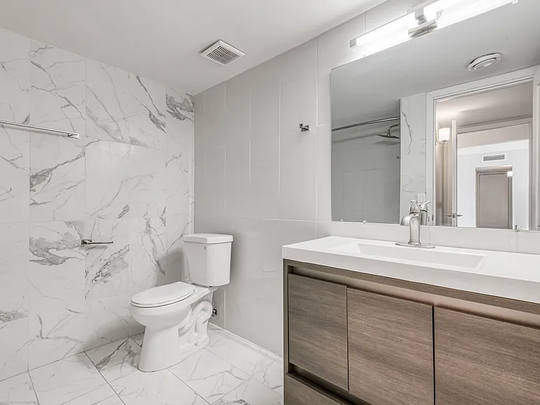 Echo Luxury Apartments — Photo 102