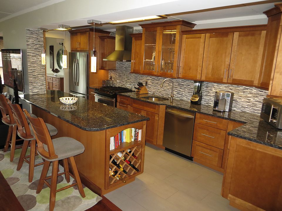 1st image of 100 Clinton Ave APT 3E