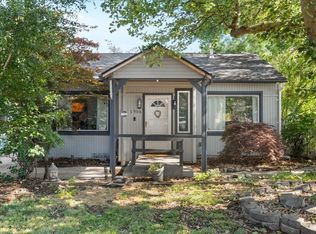 1906 Prune St, Medford, OR 97501