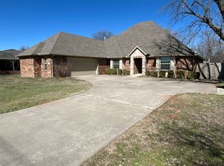 7411 E 131st St S, Bixby, OK 74008