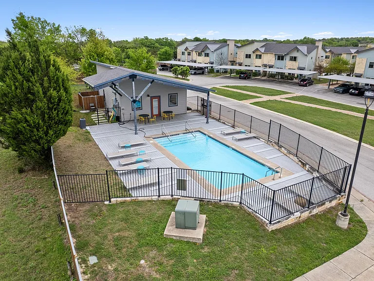 7805 Cooper Ln #606 — Photo 33