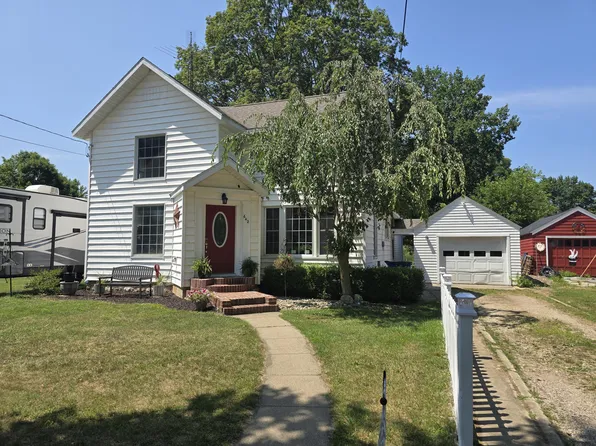 642 Maple St, Colon, MI 49040