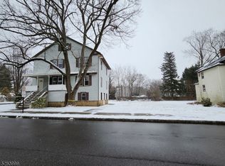 11 Walnut St, Madison, NJ 07940