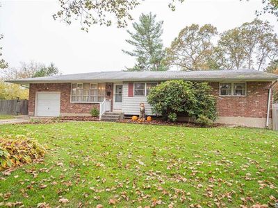 7 Bridle Ln, Huntington Station, NY, 11746