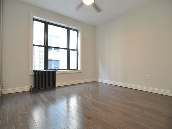 3rd image of 285 Eastern Pkwy APT 7