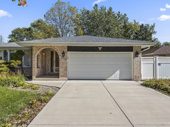 18423 May St, Homewood, IL 60430