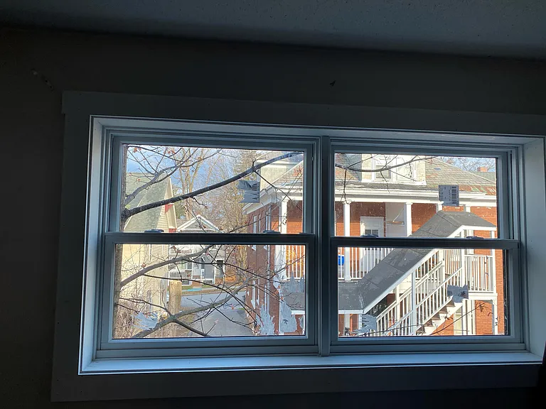 328 College St — Photo 42