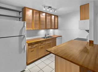 1015 SW 9th St APT D2, Gainesville, FL 32601