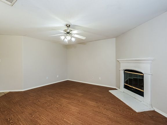 4th image of 2026 Allyson Dr