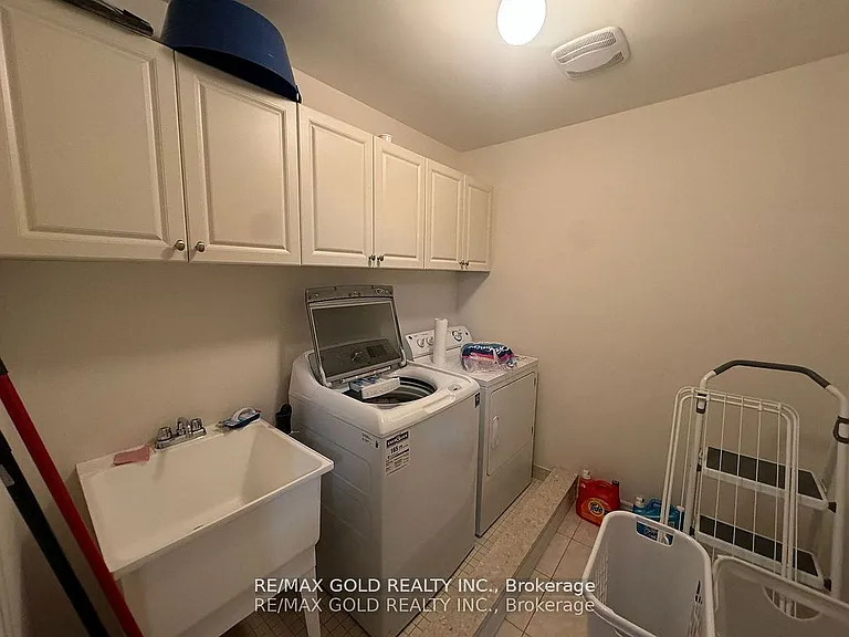 244 Sky Harbour Dr — Photo 25