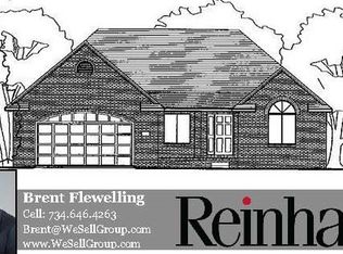 6002 Trail Side Ln, Hamburg Twp, MI