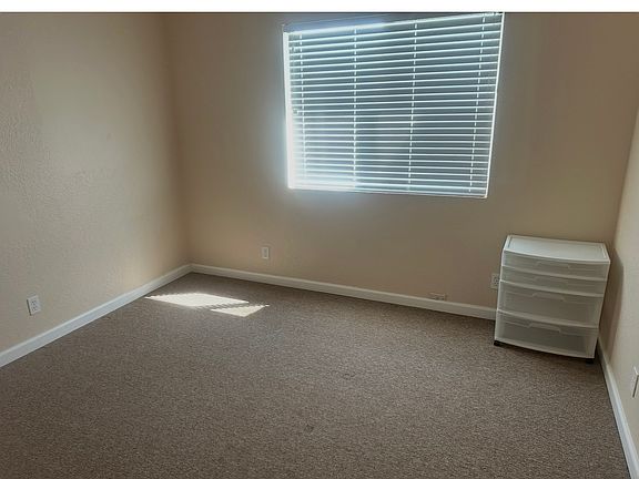 4th image of 3310 R St
