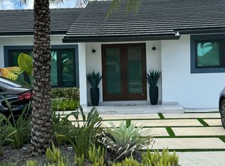 9801 SW 6th St, Miami, FL 33174