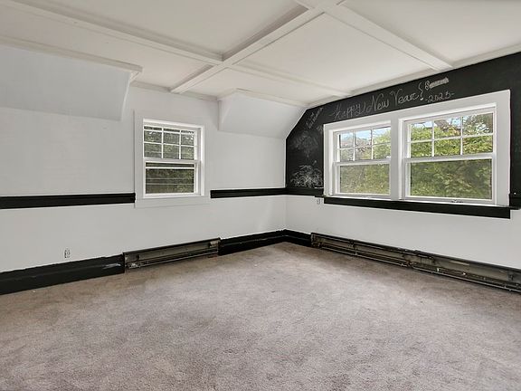 5th image of 10 Cannon Hill Ave