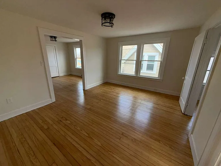 1278 W 102nd St #1 — Photo 37