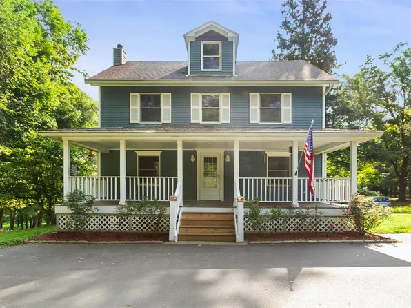 40 Wood Street, Katonah, NY 10536