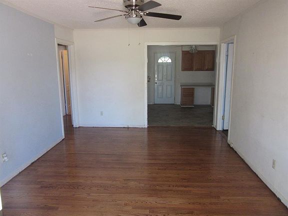 3rd image of 1725 S 21st St