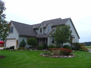 22820 W Overson Rd, Union Grove, WI 53182