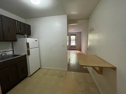 Rented by Eric Goodman Realty Corp | media 13