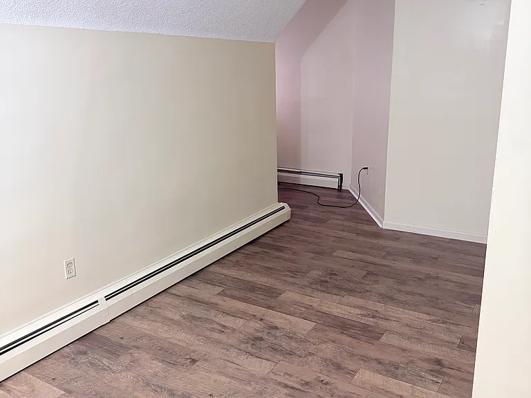 326 Clark St #1 — Photo 15