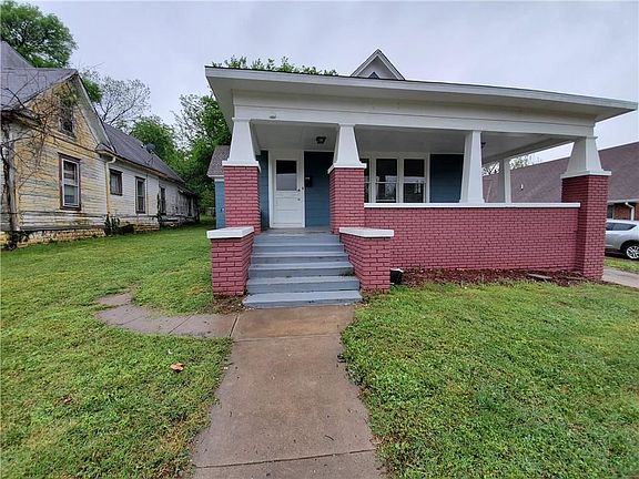 2nd image of 820 N Beard Ave