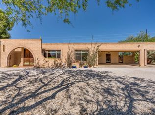 6930 N Machiavelli Way, Tucson, AZ 85741