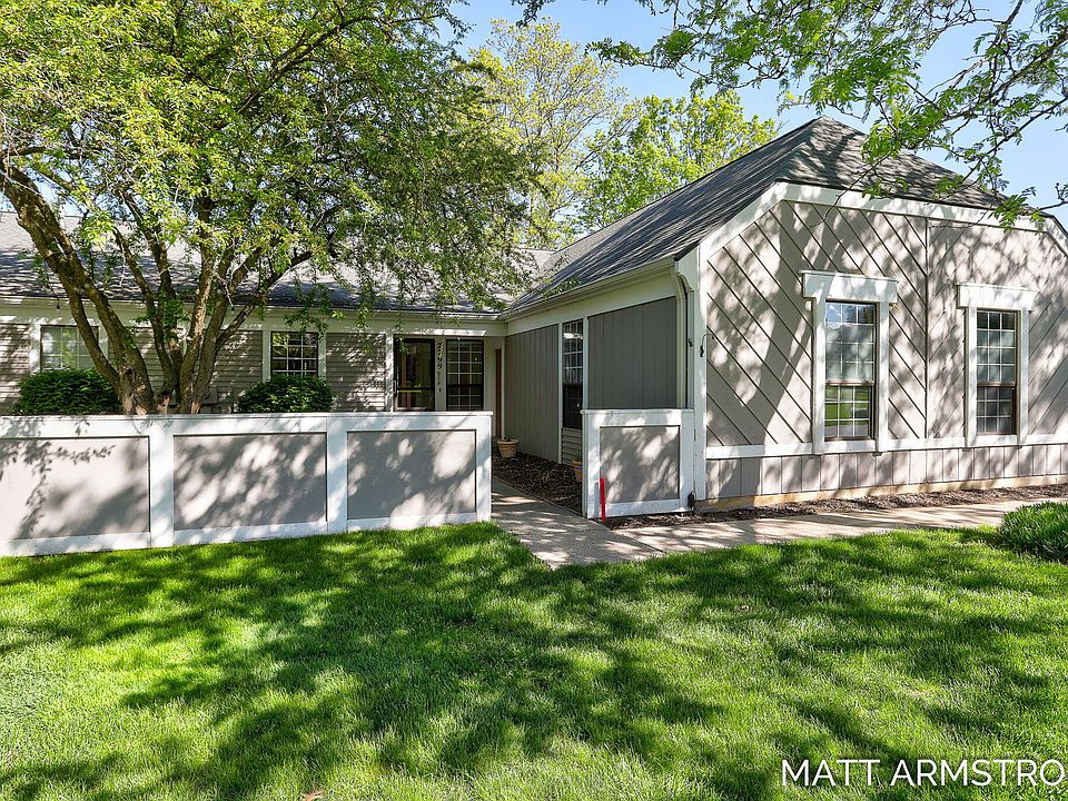 1st image of 2299 Whispercove Dr SE