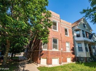 2038 W School St APT 1W, Chicago, IL 60618