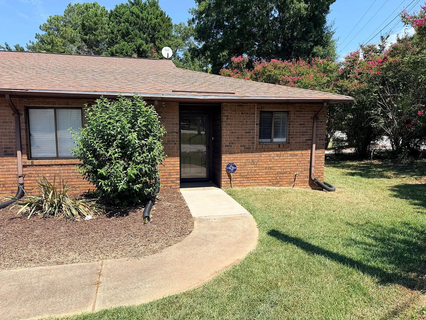 500A Cokesbury St — Photo 1