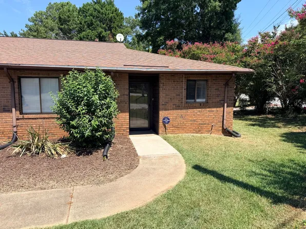 500A Cokesbury St, Greenwood, SC 29649