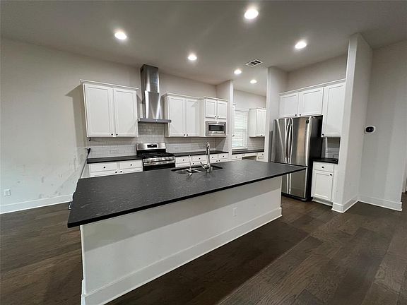 4th image of 1232 Summerbrooke Cir